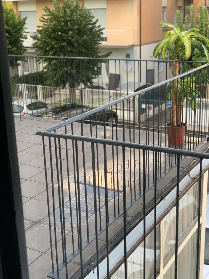 Hotel Neyra Beach ريميني المظهر الخارجي الصورة