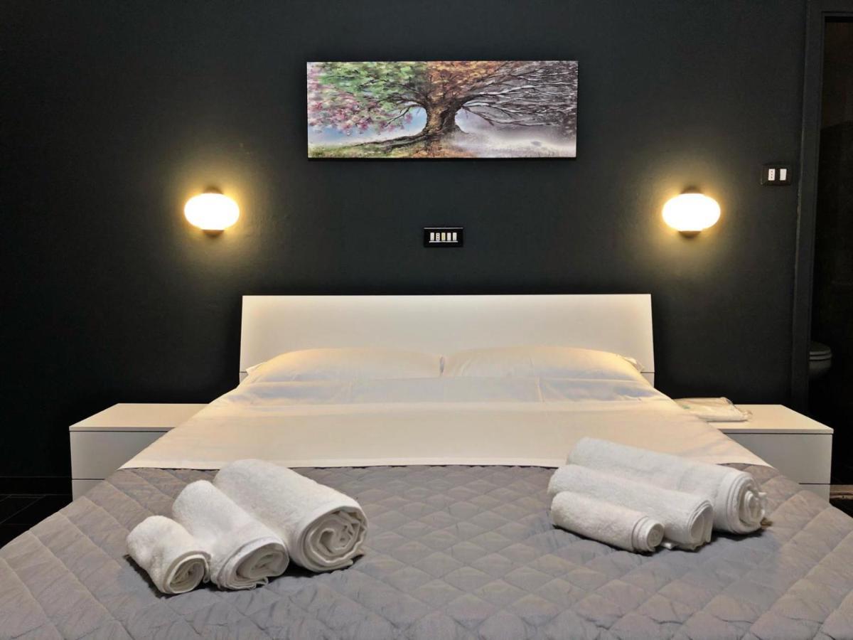 Hotel Neyra Beach ريميني المظهر الخارجي الصورة
