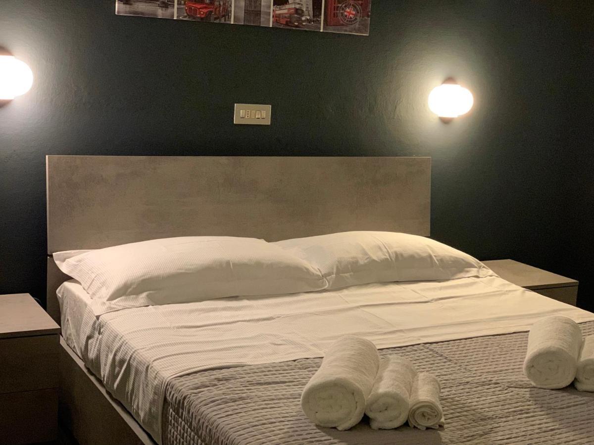 Hotel Neyra Beach ريميني المظهر الخارجي الصورة