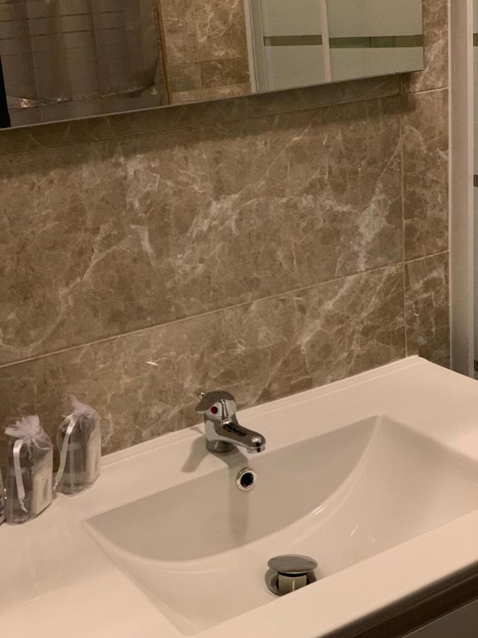 Hotel Neyra Beach ريميني المظهر الخارجي الصورة