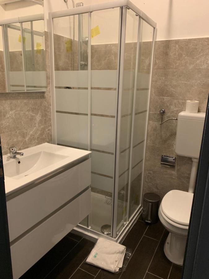 Hotel Neyra Beach ريميني المظهر الخارجي الصورة