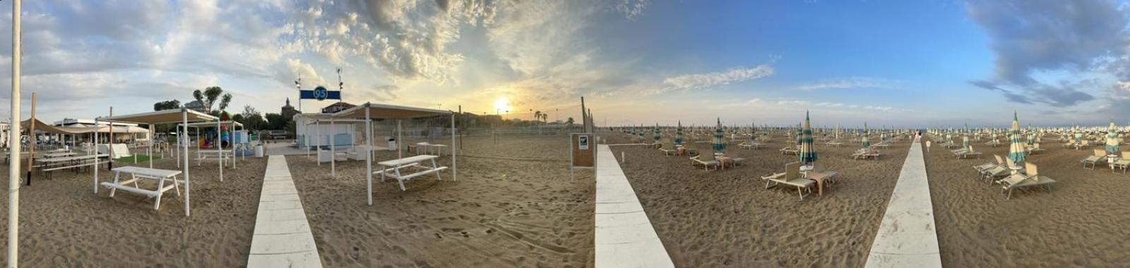 Hotel Neyra Beach ريميني المظهر الخارجي الصورة